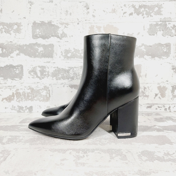 New Calvin Klein Minna Black Faux Leather Ankle Boots K818 - Picture 1 of 11